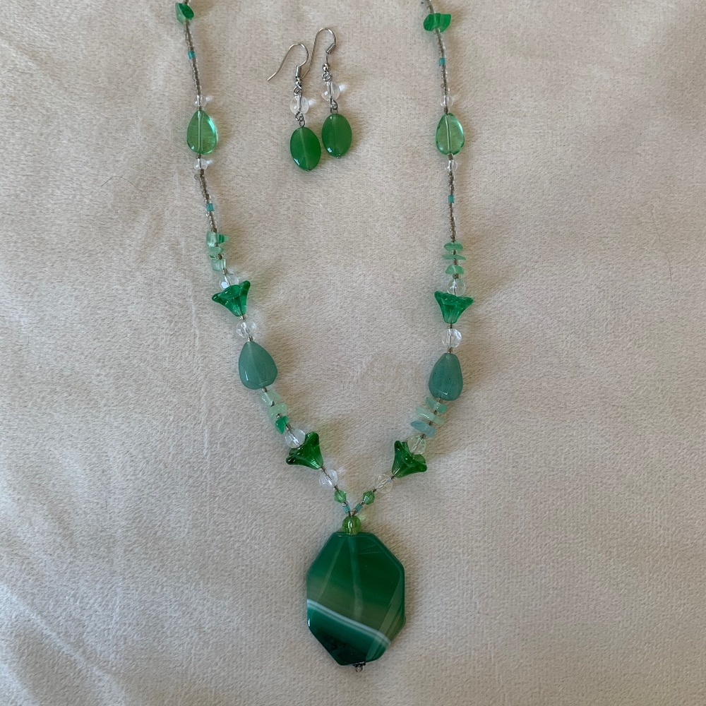 Green necklace and earrings